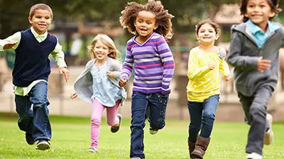 shuttershock_children running_feature2