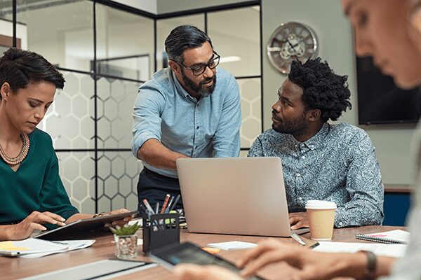 business-people-working-in-a-meeting-room-8ZGNS3T